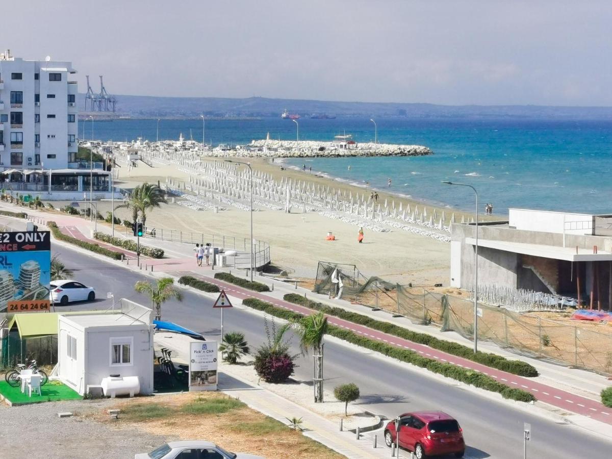 Sea-Esta Seaview Apartment, 200 Meters To The Beach Larnaca Exterior photo