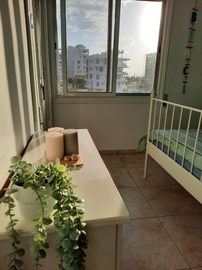 Sea-Esta Seaview Apartment, 200 Meters To The Beach Larnaca Exterior photo